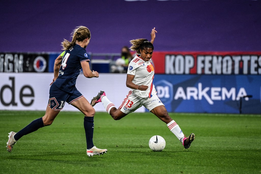 Catarina Macario contre le PSG