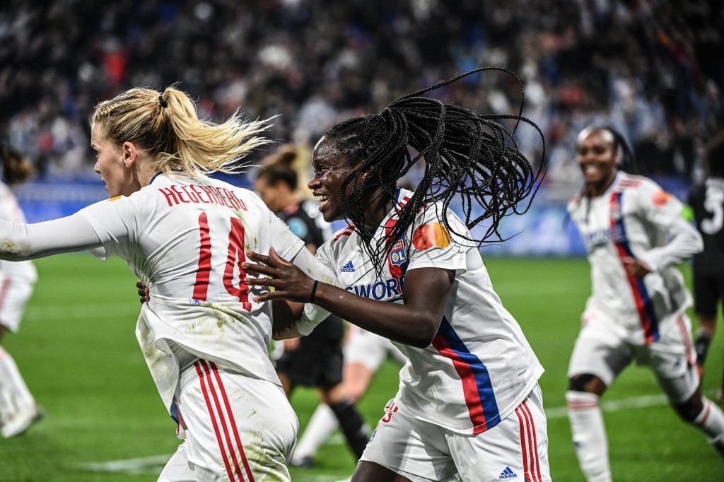 Hegerberg et Mbock