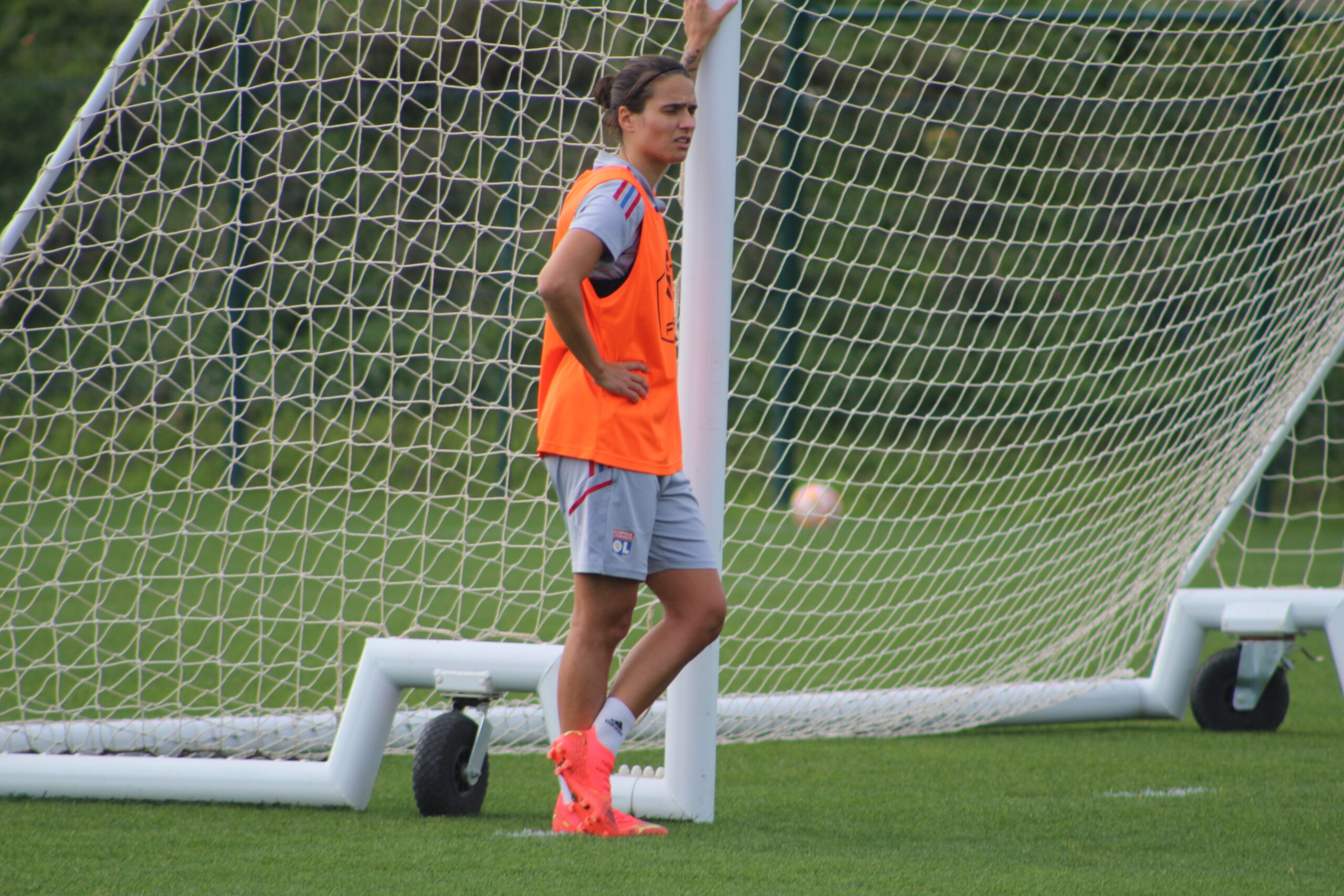 Dzsenifer Marozsan à l'entraînement de l'OL