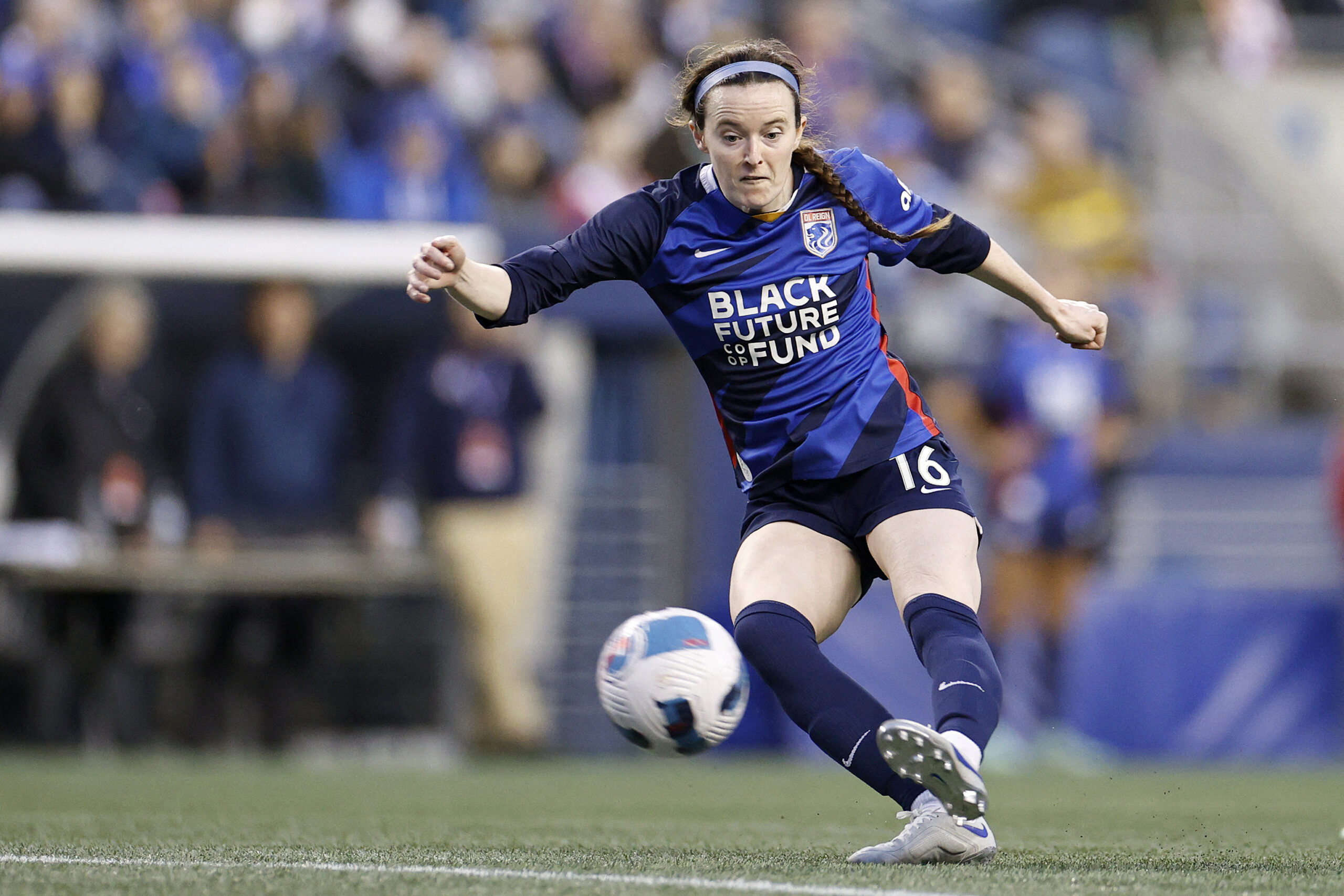 Rose Lavelle, milieu de l'OL Reign contre Kansas City