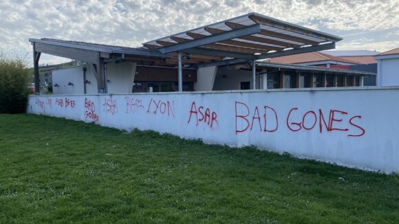 Des tags pro-OL découverts à proximité du centre d'entraînement de Saint-Etienne