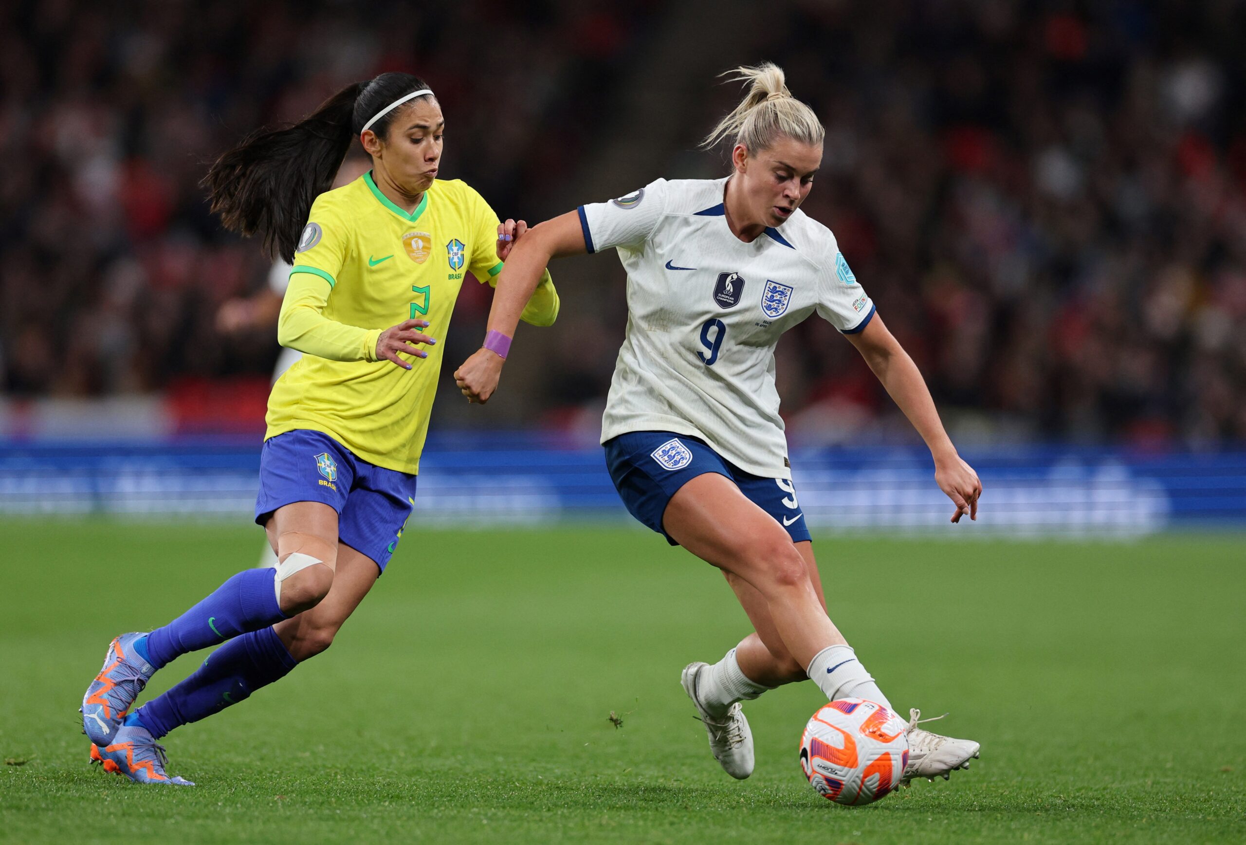 Alessia Russo avec l'Angleterre contre le Brésil