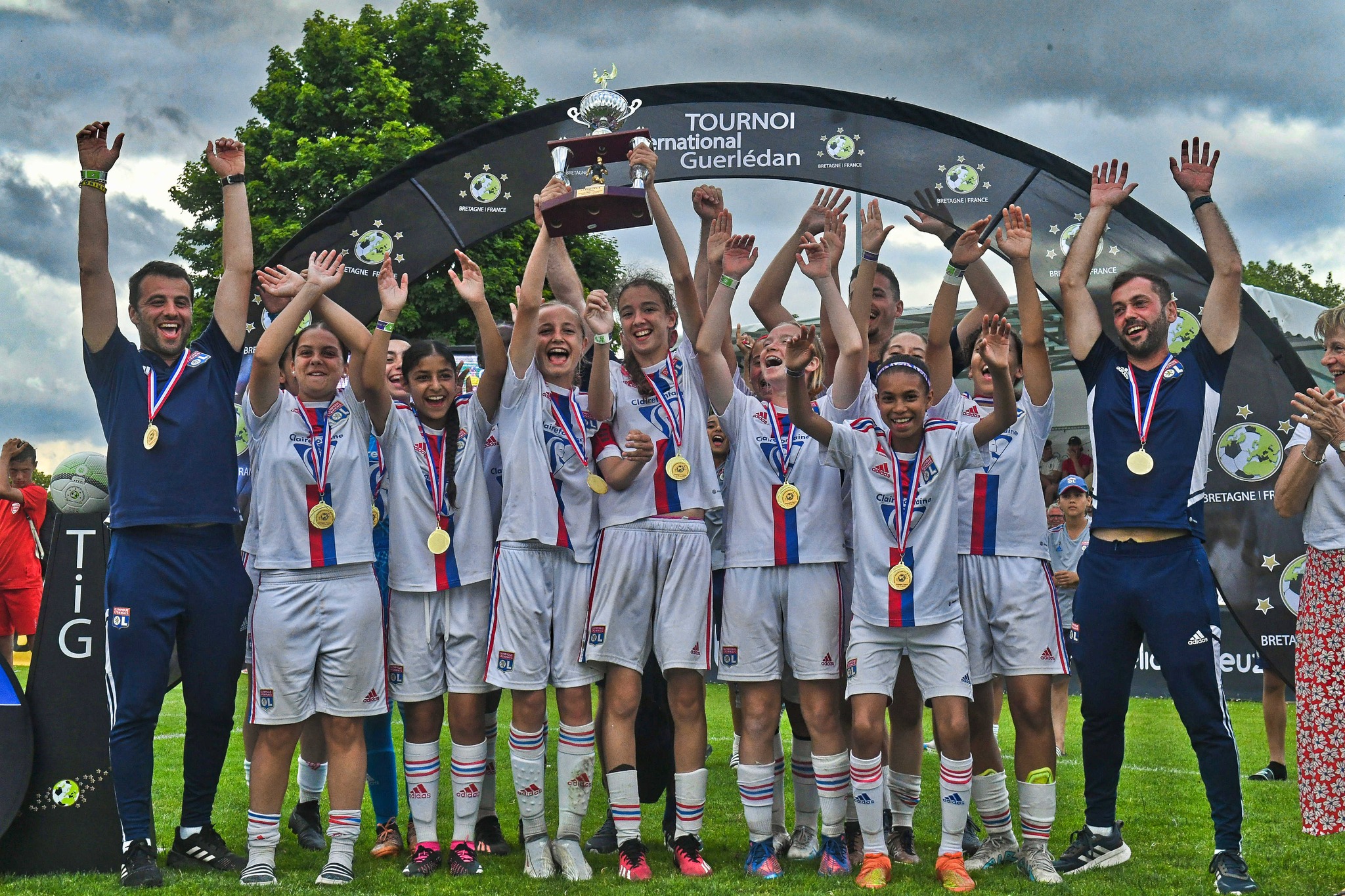 Les U13 féminines de l'OL vainqueures du Tournoi international de Guerledan.