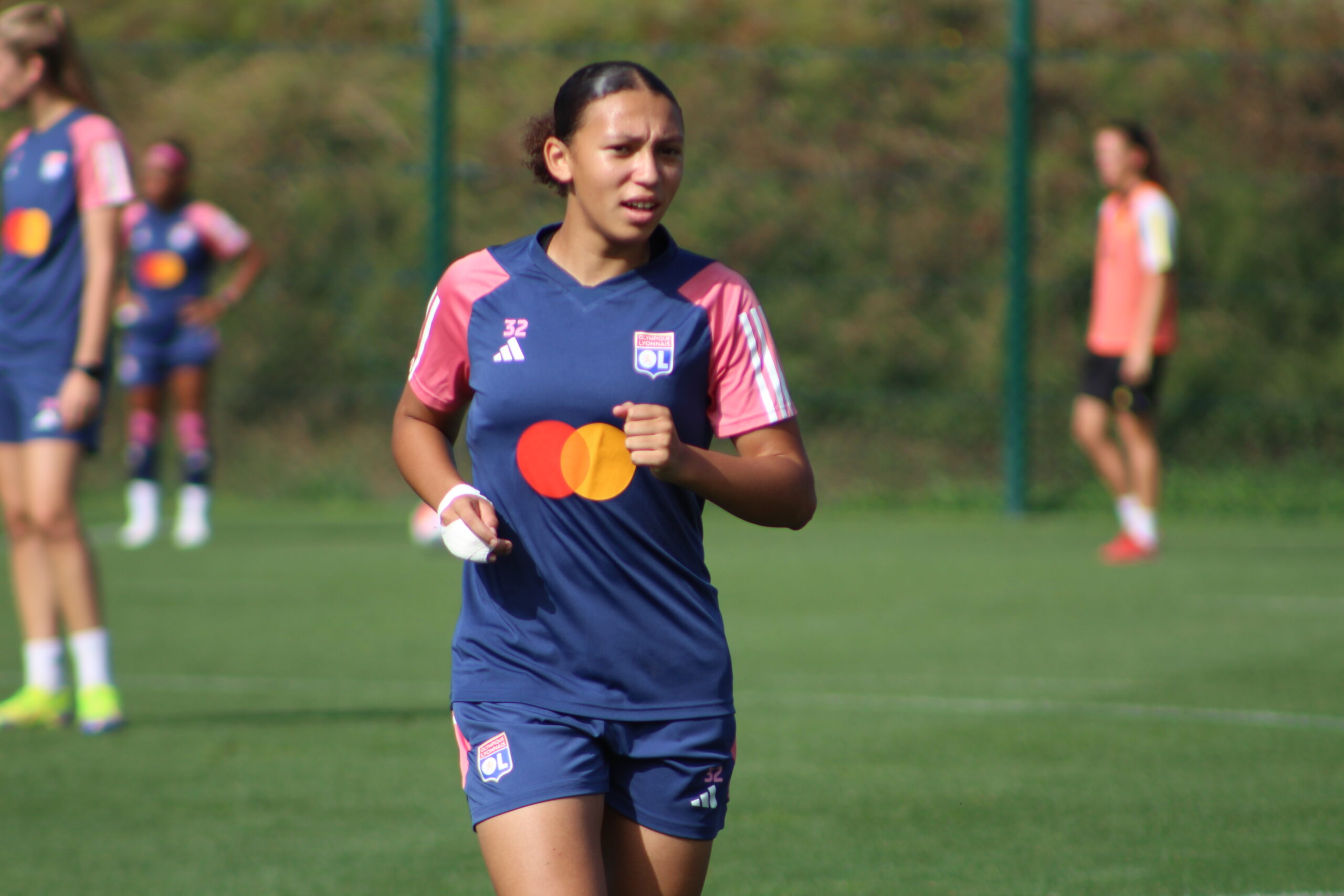 Maéline Mendy à l'entraînement de l'OL