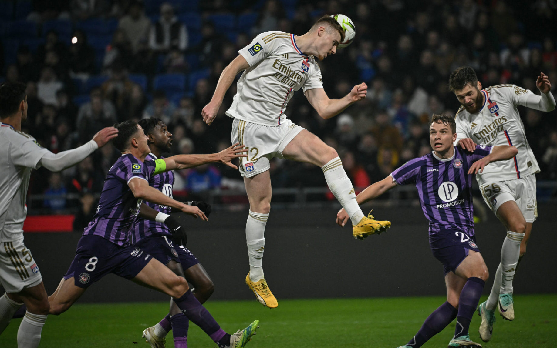 Jake O'Brien (OL) contre Toulouse