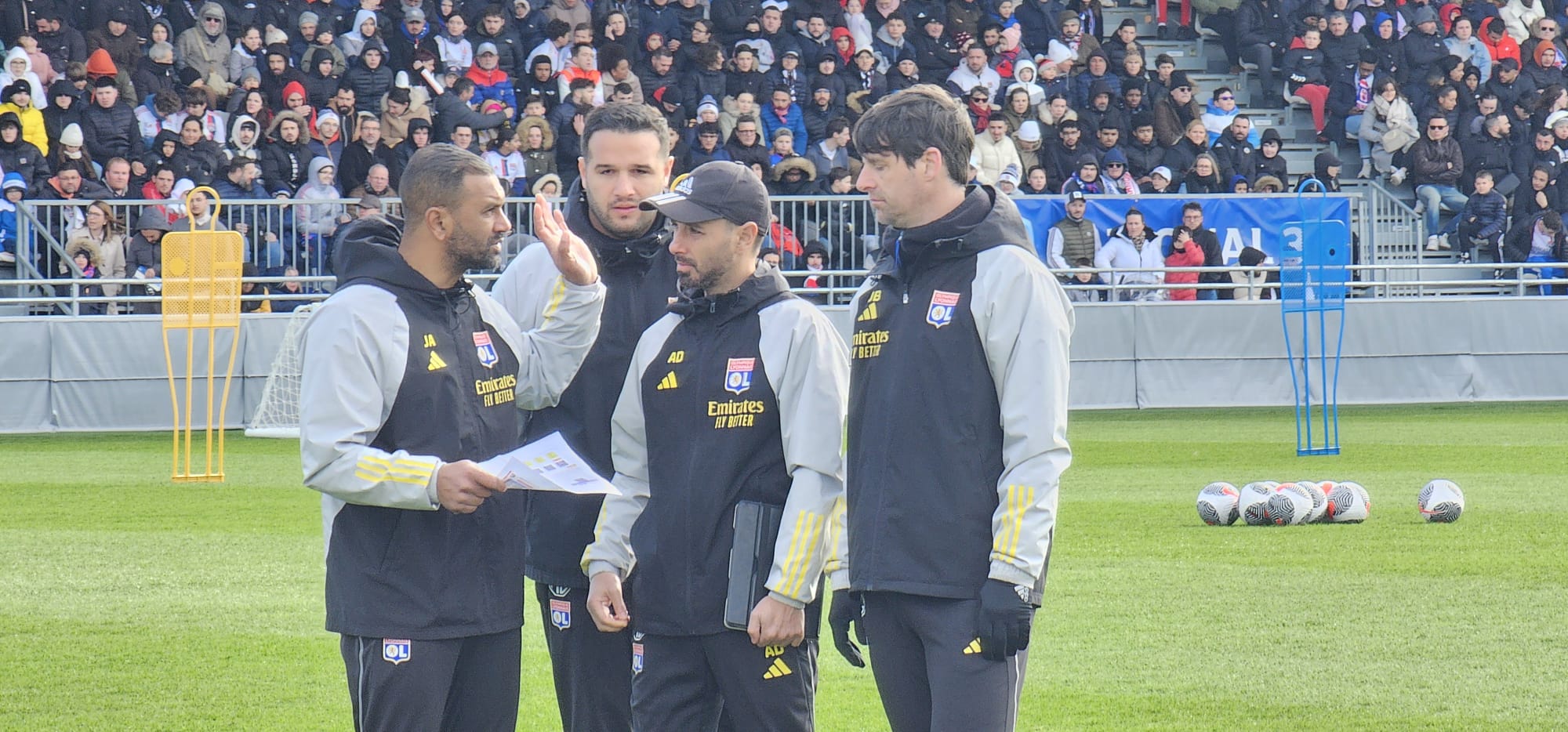 Le staff de l'OL : Jamal Alioui, Damien Della Santa, Antonin Sa Fonseca et Jérémie Bréchet