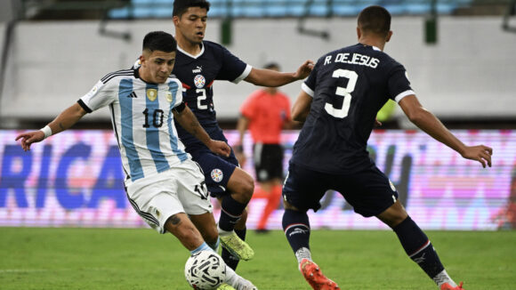 Thiago Almada avec la sélection U23 argentine