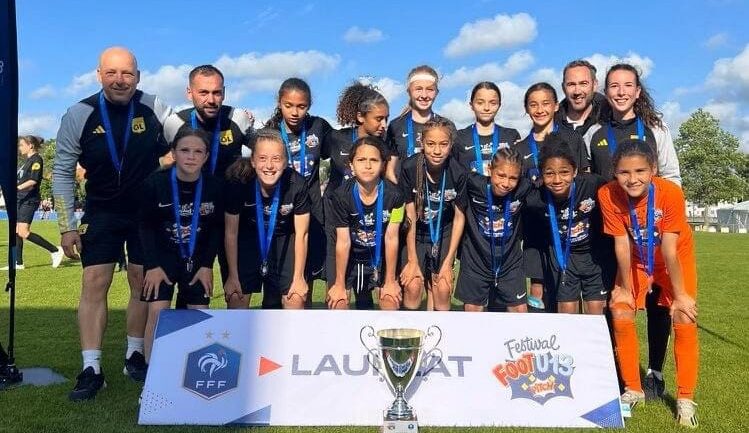 Équipe U13 de l'OL féminin, championne du Festival Foot U13 Pitch