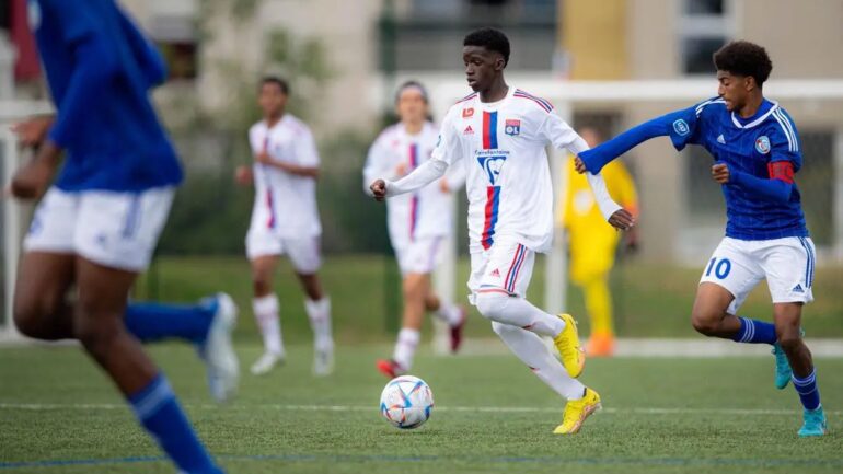 Emerson Pedro Vanga, joueur offensif de l'OL Académie