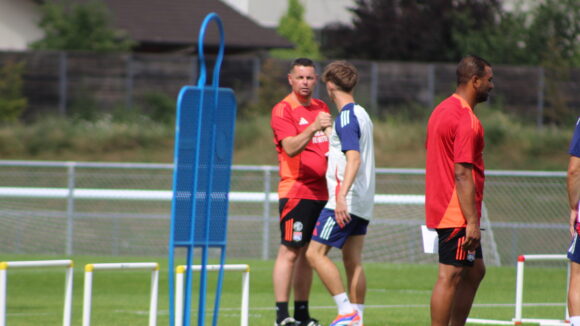 Pierre Sage à l'entraînement avec Johann Lepenant