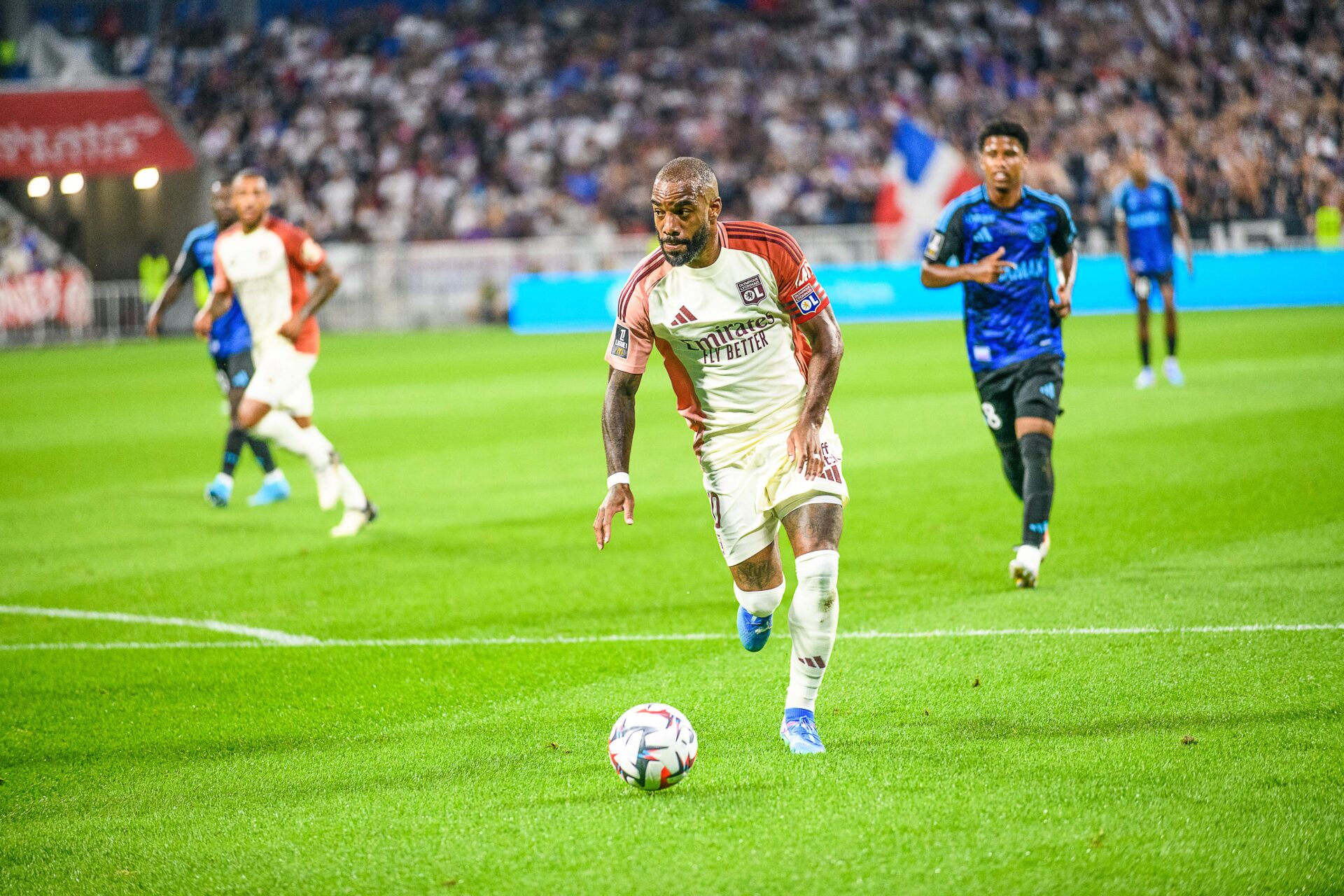 Alexandre Lacazette (OL) face à Strasbourg