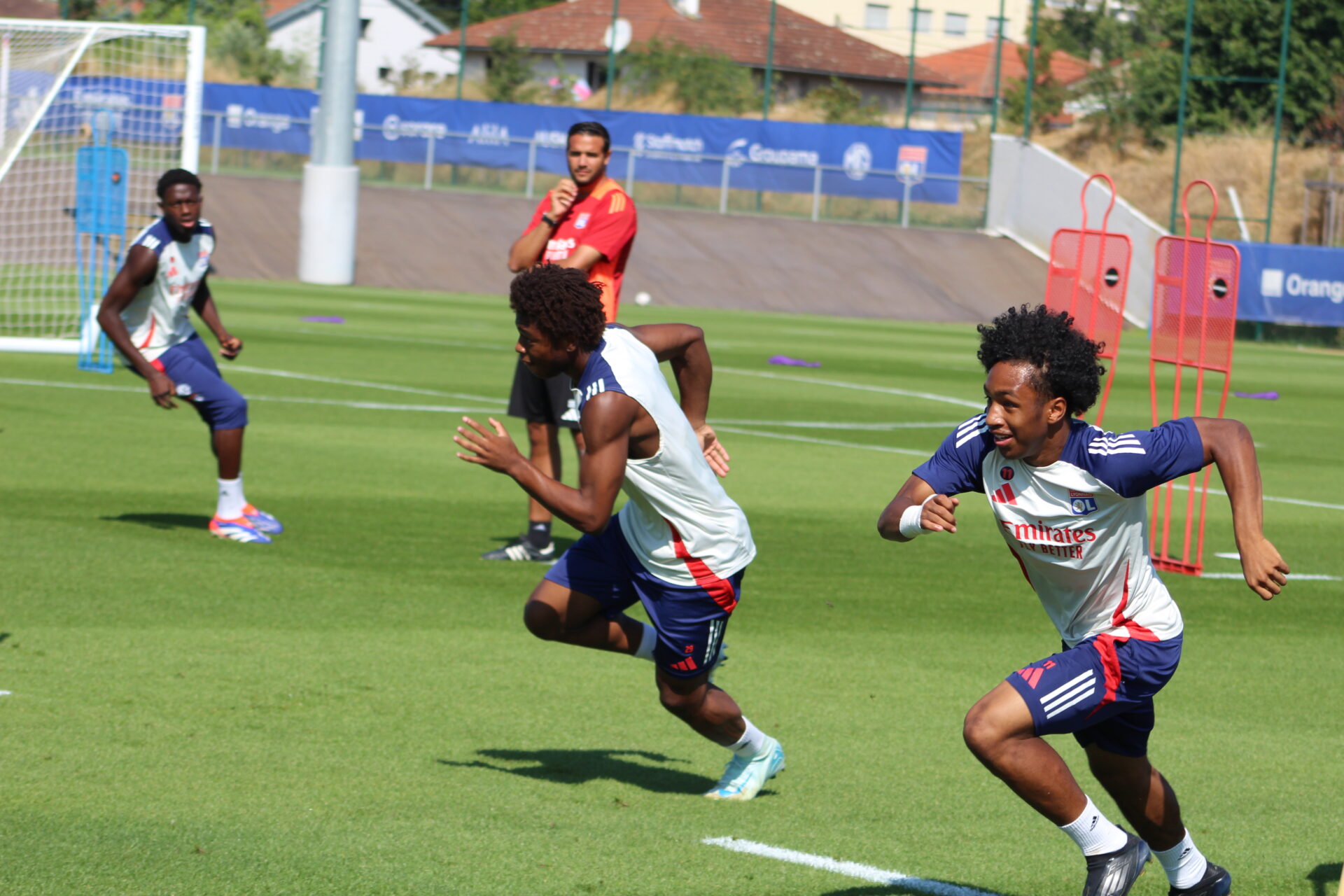 Malick Fofana et Enzo Molebé à l'entraînement de l'OL