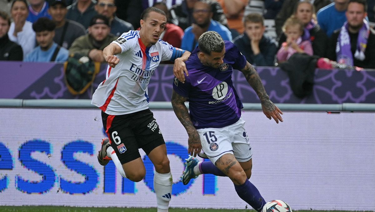 Maxence Caqueret lors de Toulouse - OL