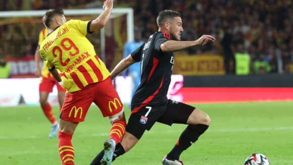 Veretout avec le maillot de l'OL