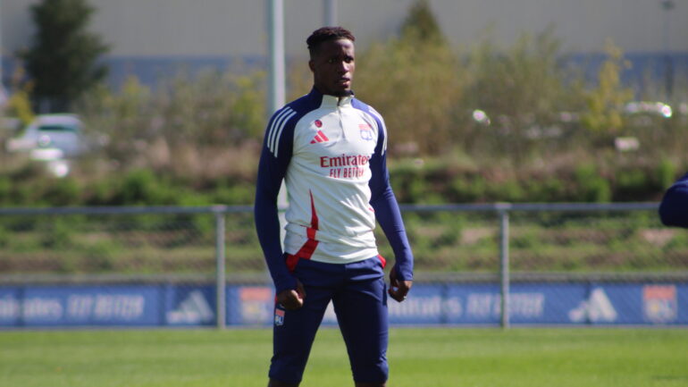 Wilfried Zaha, ailier de l'OL