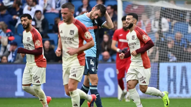 Saïd Benrahma, Jordan Veretout et Georges Mikautadze lors de Le Havre - OL (Ligue 1)