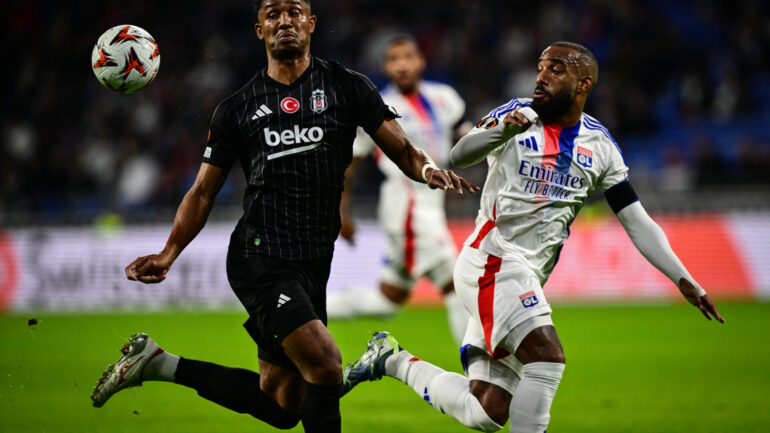 Alexandre Lacazette lors d'OL - Besiktas