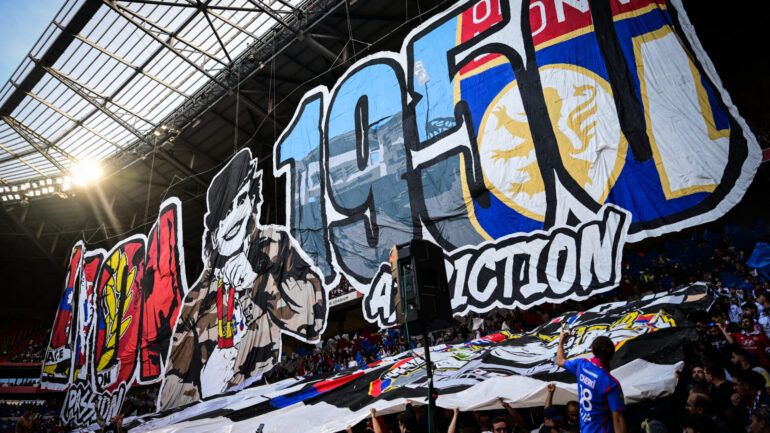 Le tifo des Lyon 1950 pour OL - Auxerre