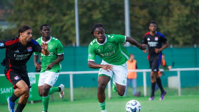 Yacine Chaïb lors du derby Saint-Etienne - OL