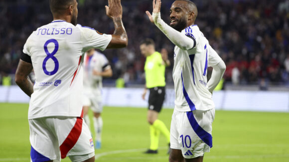 Alexandre Lacazette et Corentin Tolisso lors d'OL - Besiktas