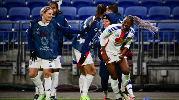 Kadidiatou Diani après son but lors d'OL - AS Roma