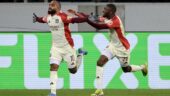 Alexandre Lacazette et Clinton Mata, joueurs de l'OL