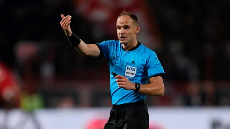 Nenad Minaković, arbitre serbe, pour Qarabag - OL