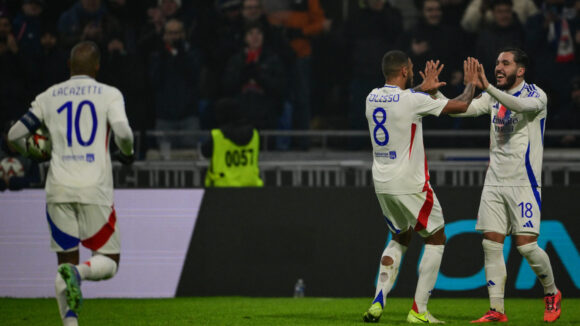 Rayan Cherki et Corentin Tolisso lors d'OL - Francfort