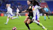 Tabitha Chawinga, joueuse de l'OL, contre Wolfsburg