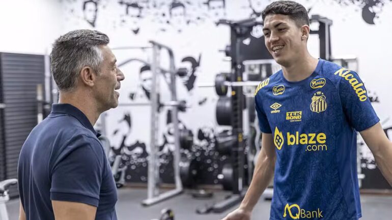 Jair Cunha, défenseur de Santos, dans le viseur de Botafogo