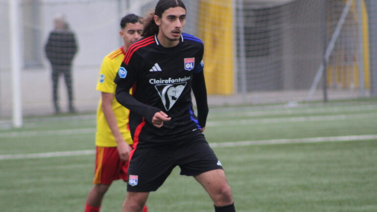 Kenan Doganay, capitaine des U17 de l'OL