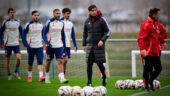 Paulo Fonseca lors de son premier entraînement comme coach de l'OL