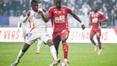 Clinton Mata (OL) face à Abdallah Sima (Brest)